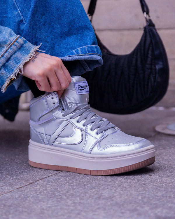 Nueva Bota Diva: Brilla como solo tú sabes hacerlo